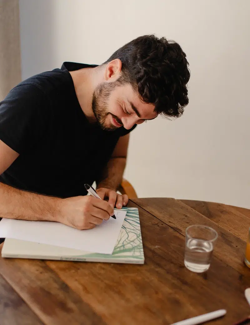atelier d'écriture et conseil éditorial et en communication dans les Alpes-Maritimes